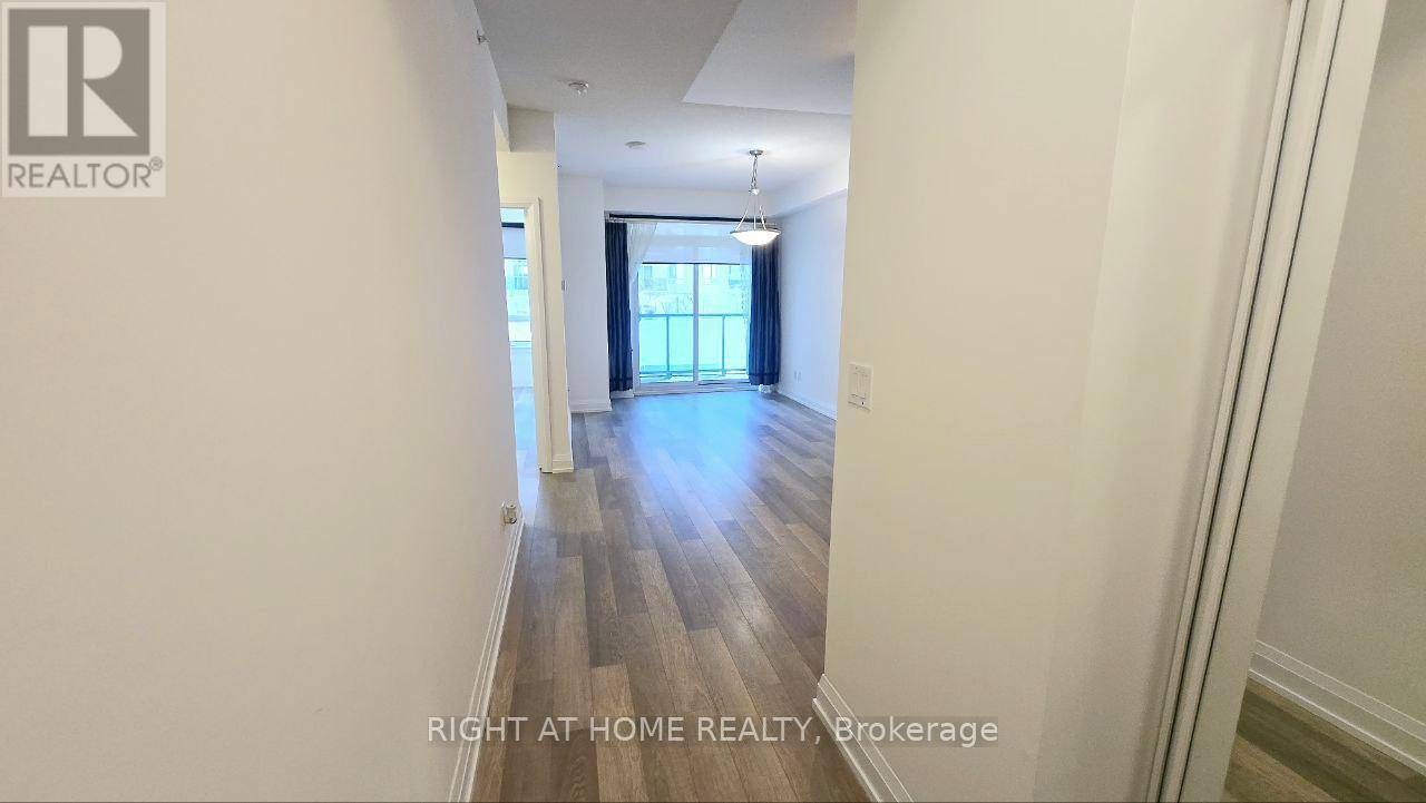 Markham (grandview), ON L3T0C9,7165 Yonge ST #531