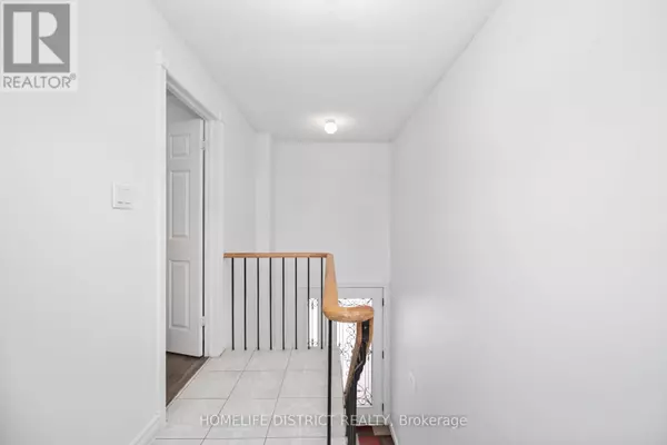 Richmond Hill (oak Ridges), ON L4E2R5,1 GROVEPARK STREET