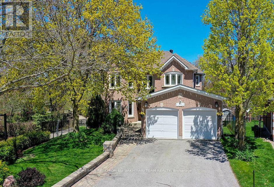 Newmarket (summerhill Estates), ON L3X2B7,353 MEEGAN COURT