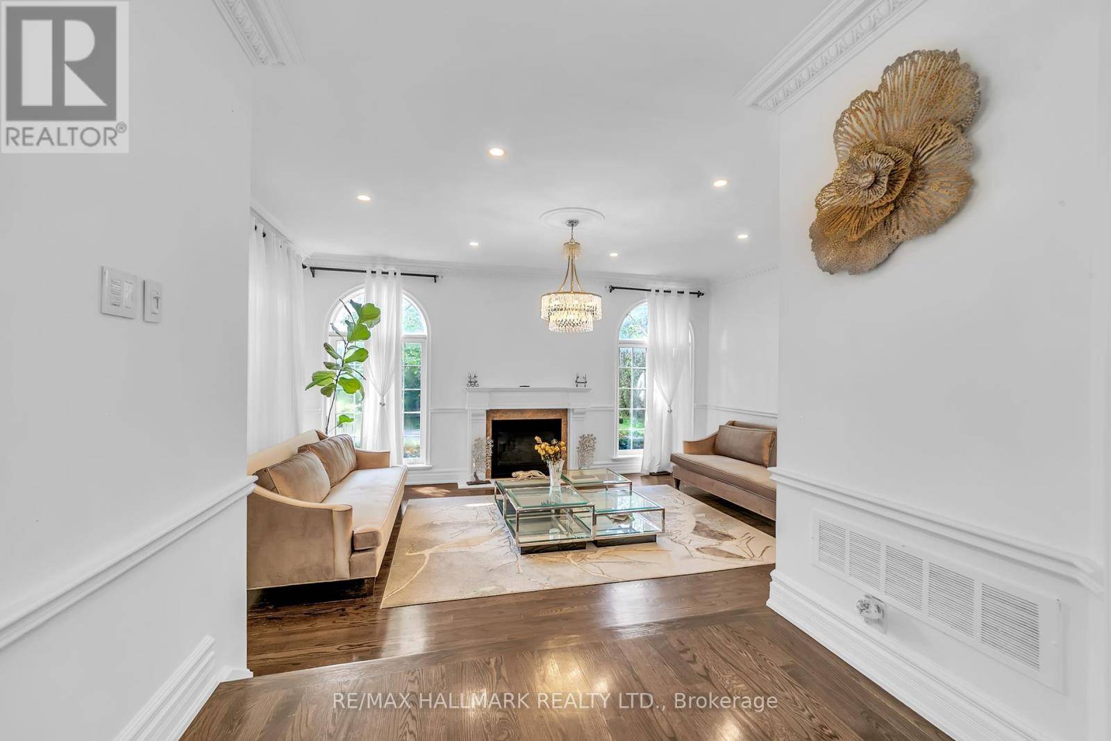 Aurora (aurora Highlands), ON L4G5M6,384 KENNEDY STREET W