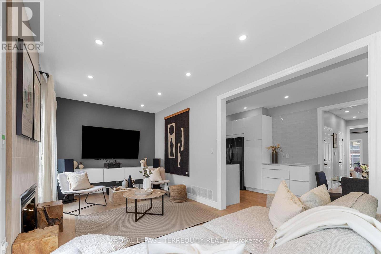 Richmond Hill (oak Ridges), ON L4E4V6,112 THOMAS LEGGE CRESCENT