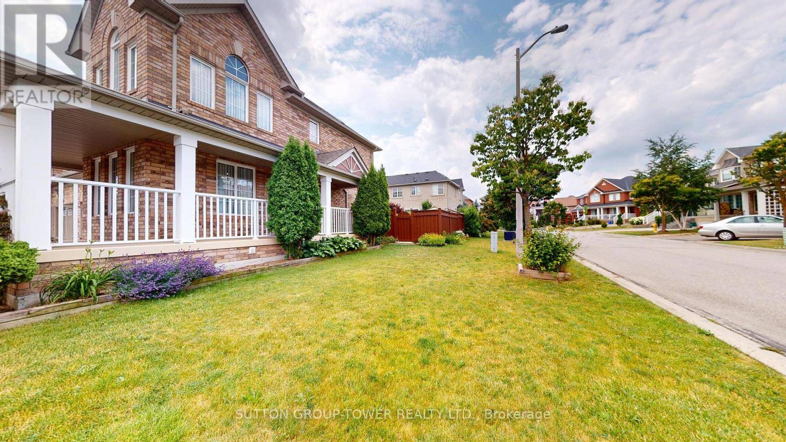 Vaughan (vellore Village), ON L6A3G2,450 JOHN DEISMAN BOULEVARD