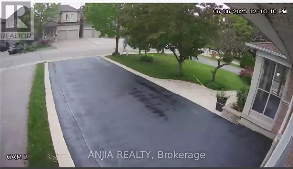 Markham (village Green-south Unionville), ON L3R1K1,262 HELEN AVENUE
