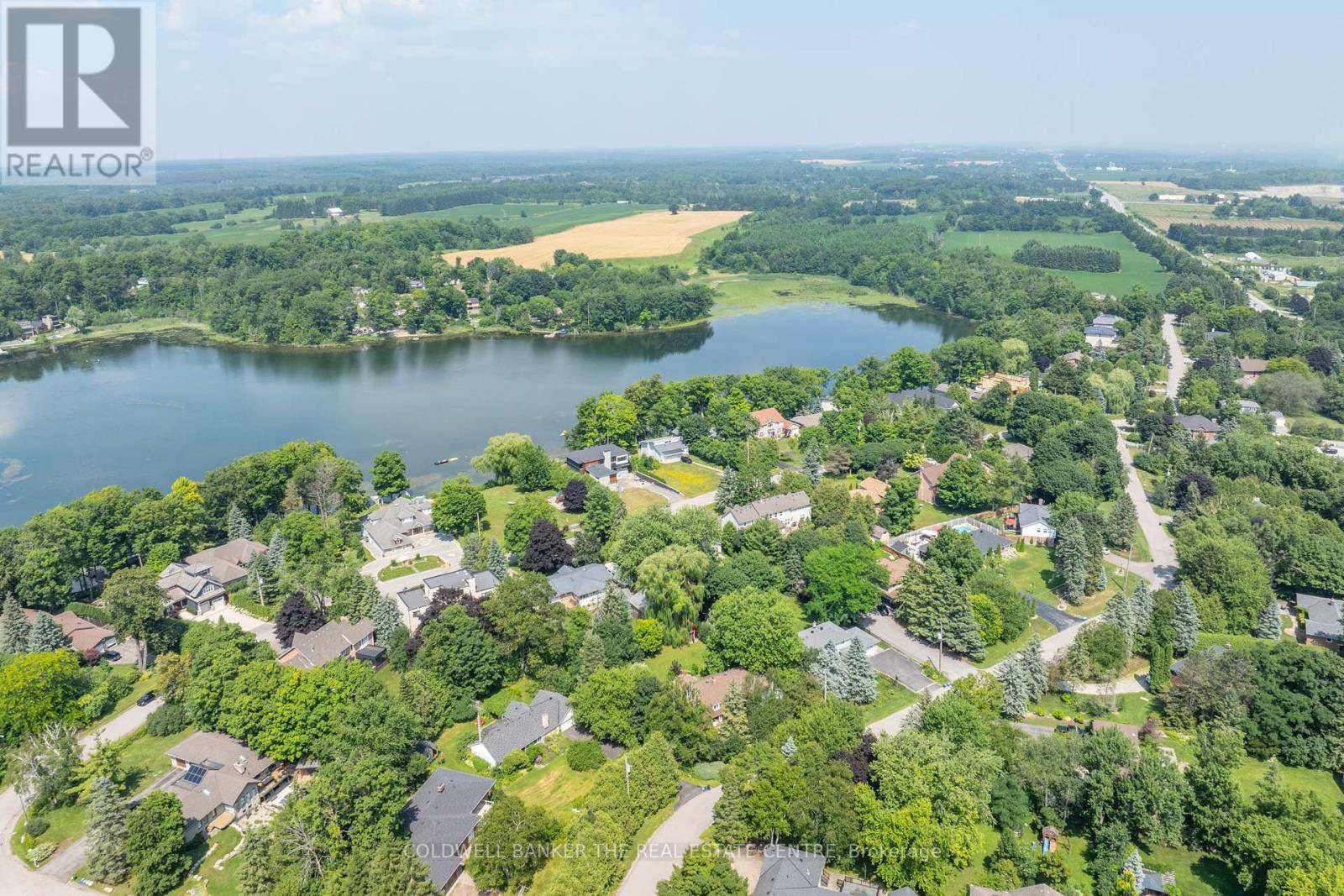 Whitchurch-stouffville, ON L4A3V4,10 CONNAUGHT AVENUE