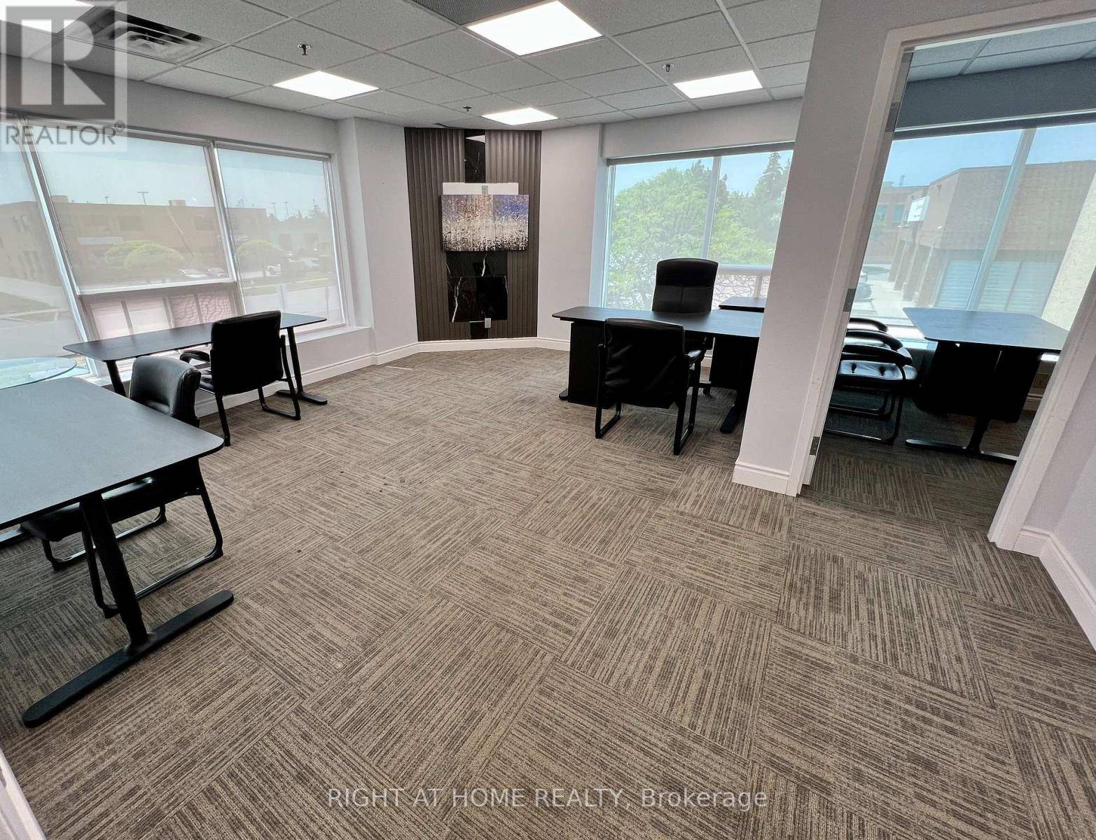 120 Woodstream BLVD #18 2nd, Vaughan (vaughan Grove), ON L4L7Z1