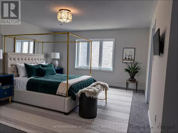 East Gwillimbury (queensville), ON L0G1R0,86 KENNETH ROGERS CRESCENT