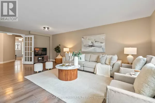 Uxbridge, ON L9P2A6,69 OAKSIDE DRIVE