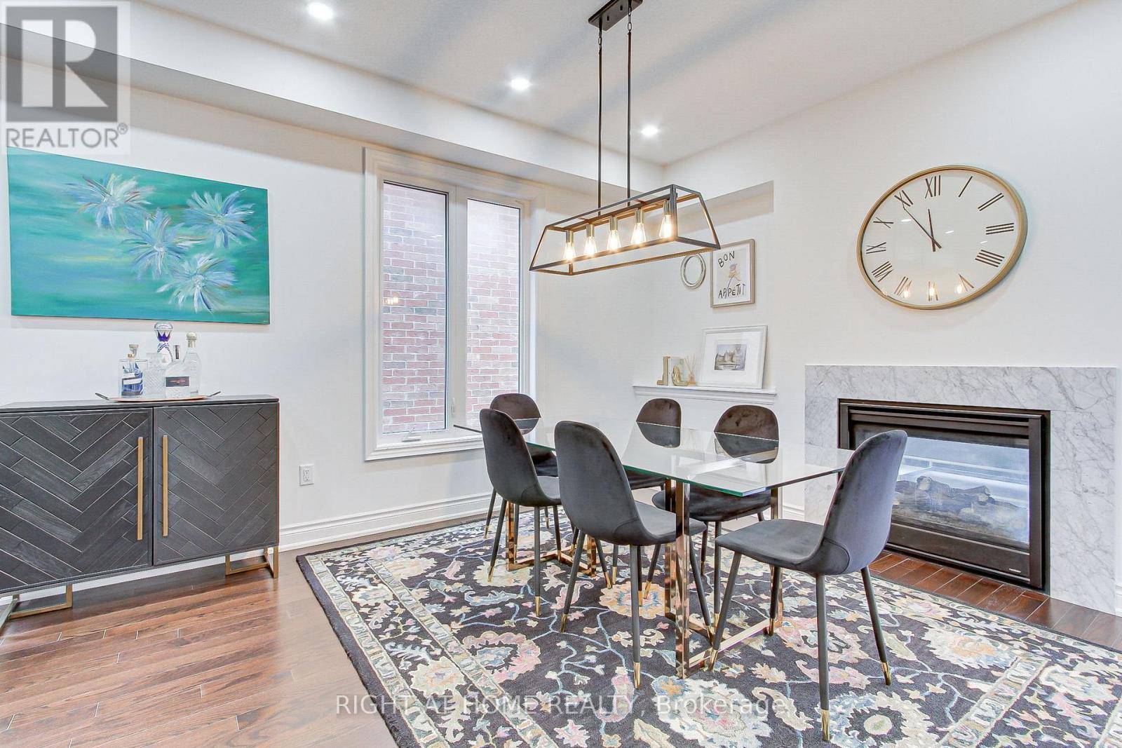 East Gwillimbury (holland Landing), ON L9N0T3,29 PEAR BLOSSOM WAY