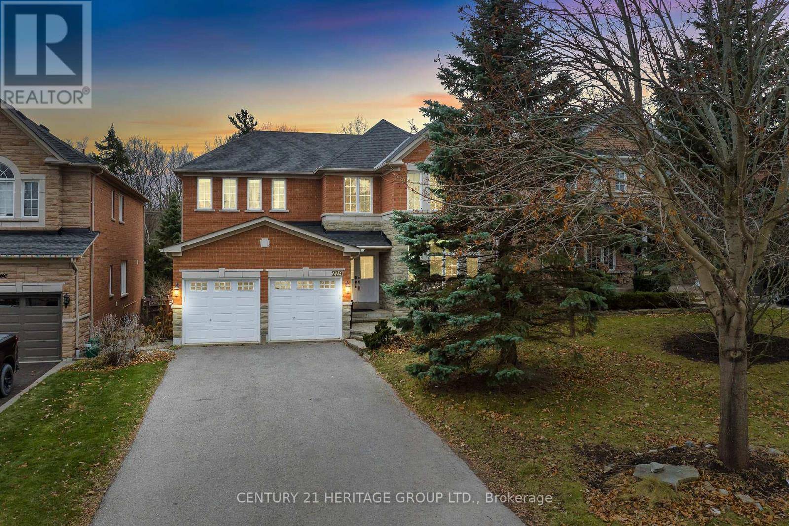 Aurora (aurora Highlands), ON L4G7M2,229 WILLIS DRIVE