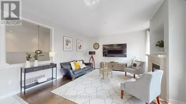 Whitchurch-stouffville (stouffville), ON L4A0K7,30 HOPPINGTON AVENUE