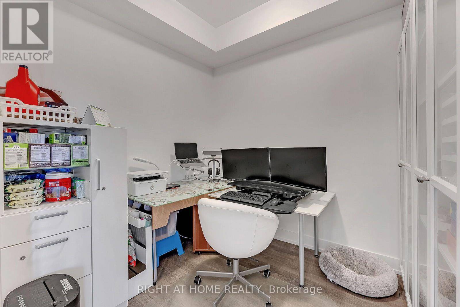Richmond Hill (observatory), ON L4C1V4,9471 Yonge ST #1616