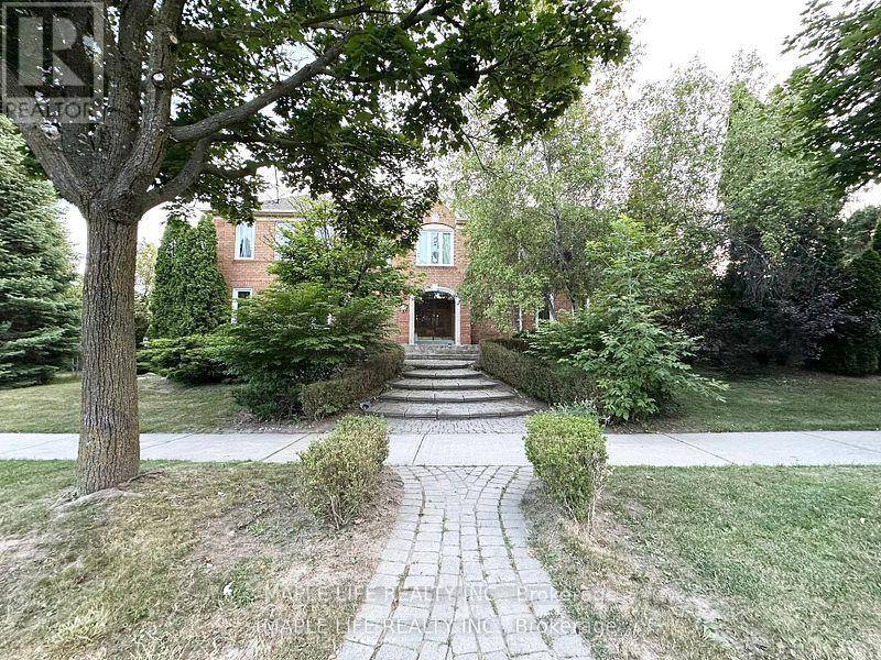 47 AVA CRESCENT, Richmond Hill (bayview Hill), ON L4B2X3