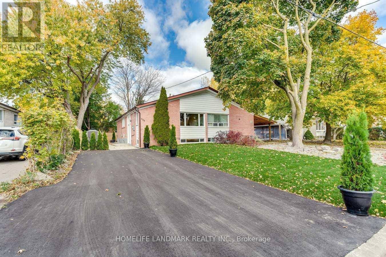 323 Kerswell DR North #Main, Richmond Hill (crosby), ON L4C2X1