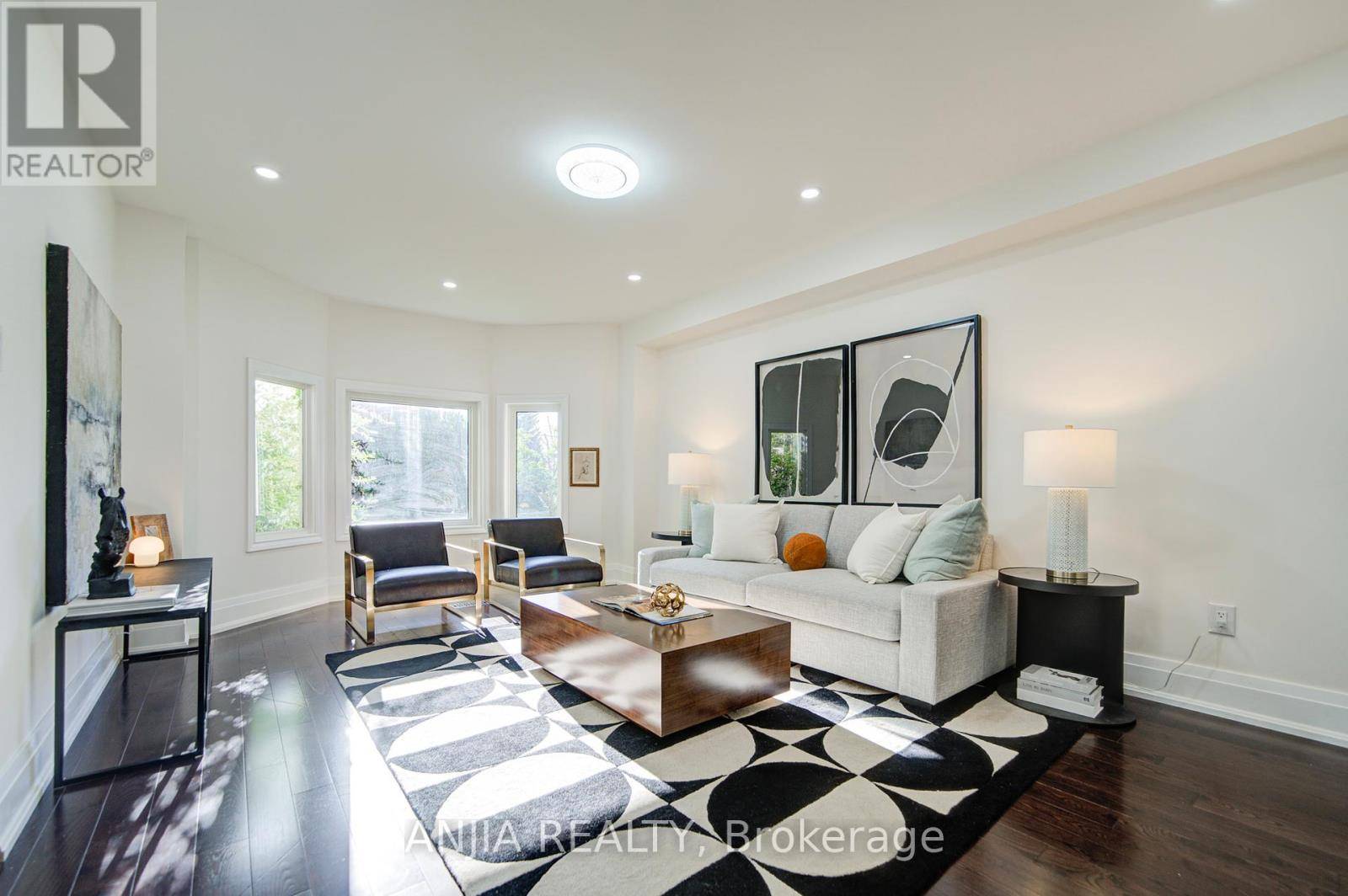Markham (unionville), ON L3R8L1,78 CORBY ROAD
