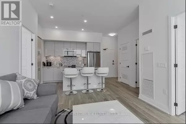 Innisfil, ON L9S0R5,415 Sea Ray AVE #407