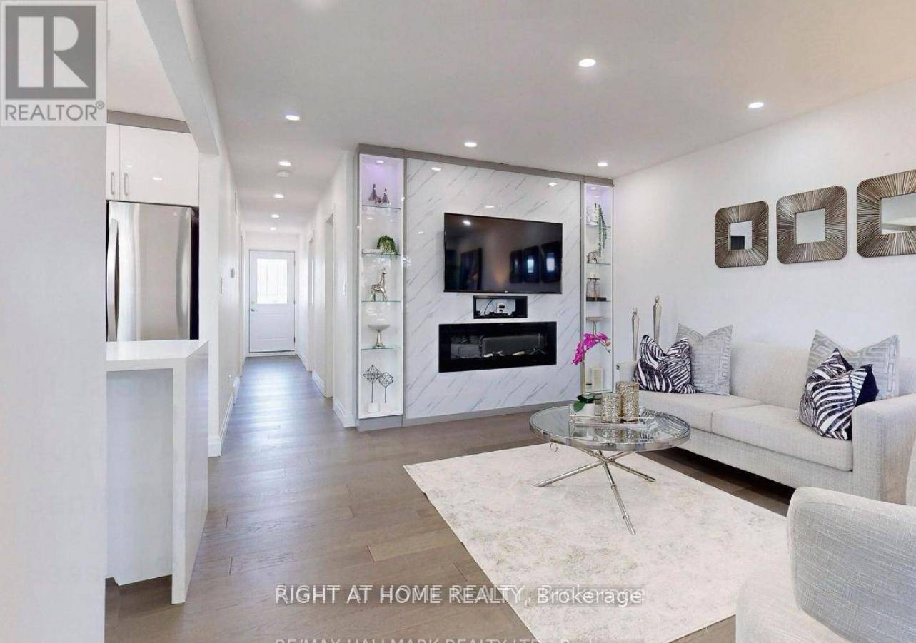 11 JASPER DRIVE, Aurora (aurora Heights), ON L4G3B6