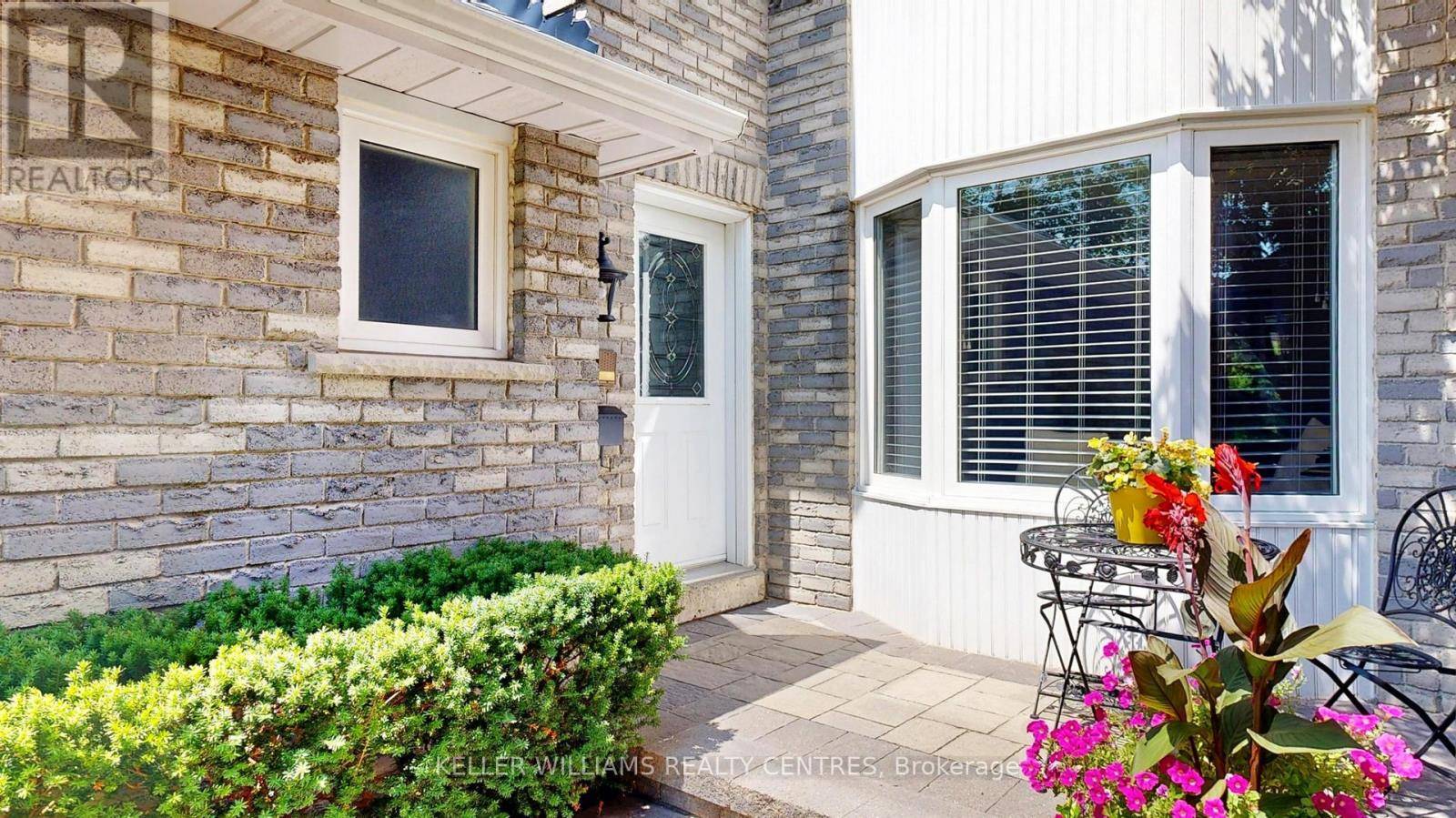 Richmond Hill (south Richvale), ON L4C6K6,23 ELEANOR CIRCLE