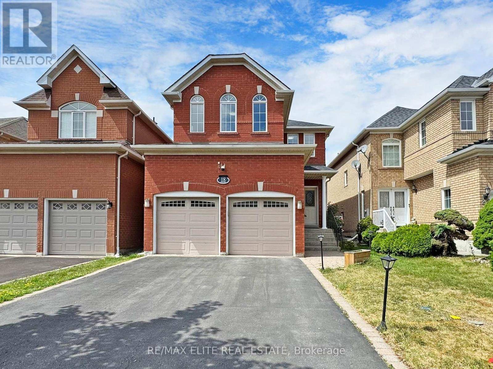 18 SAPPHIRE DRIVE, Richmond Hill (rouge Woods), ON L4S2E4