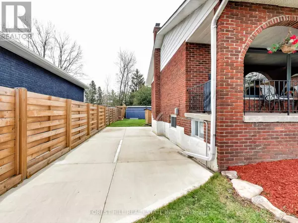 Innisfil (gilford), ON L0L1R0,1153 VERNOR DRIVE