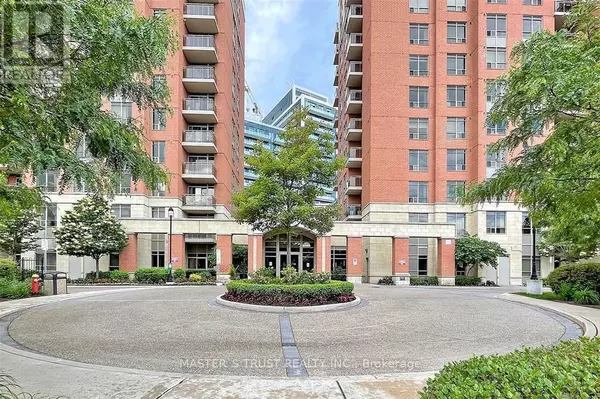 Richmond Hill (langstaff), ON L4B0C1,75 King William CRES #411
