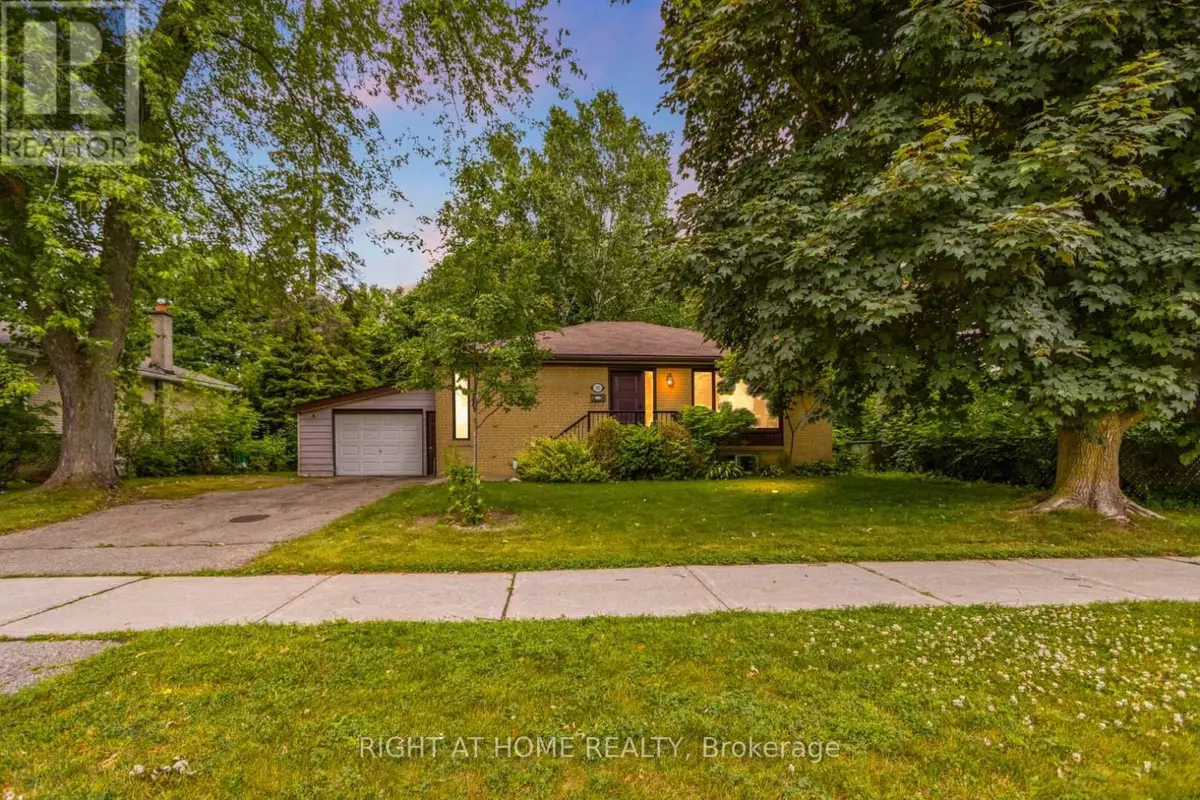 Aurora (aurora Highlands), ON L4G2C5,102 MURRAY DRIVE
