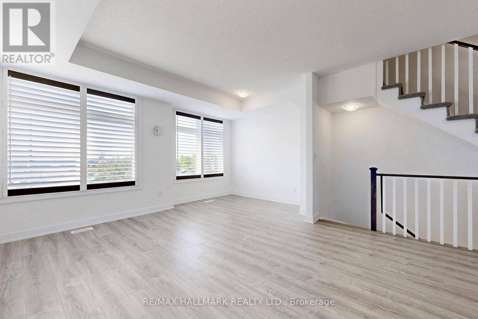 Whitchurch-stouffville (stouffville), ON L4A4W8,5436 MAIN STREET