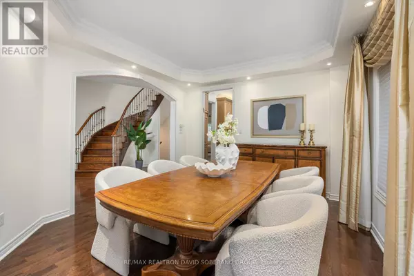 Vaughan (patterson), ON L4J8Y6,26 CHOPIN BOULEVARD