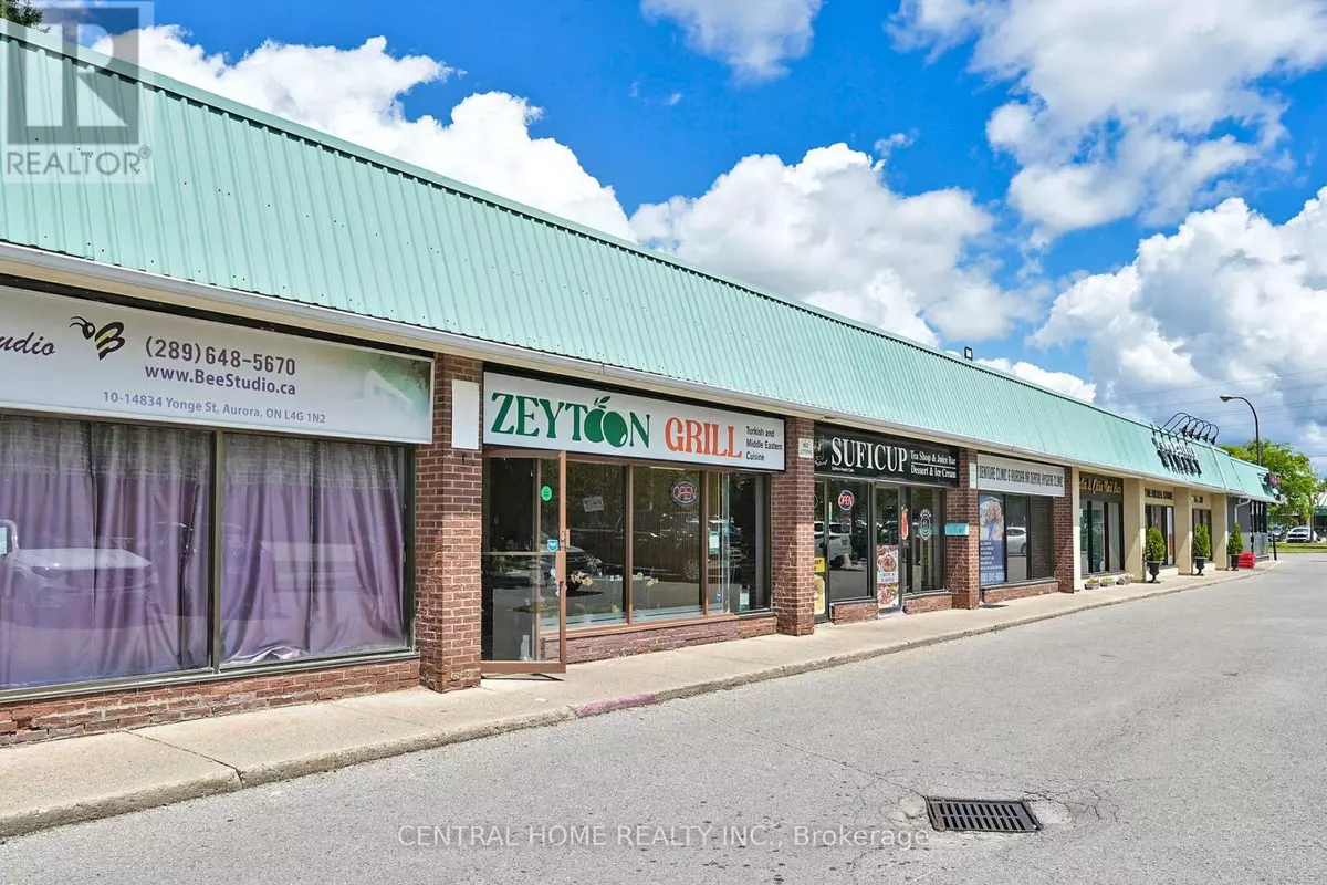 Aurora (aurora Highlands), ON L4G1N2,14834 Yonge ST #9