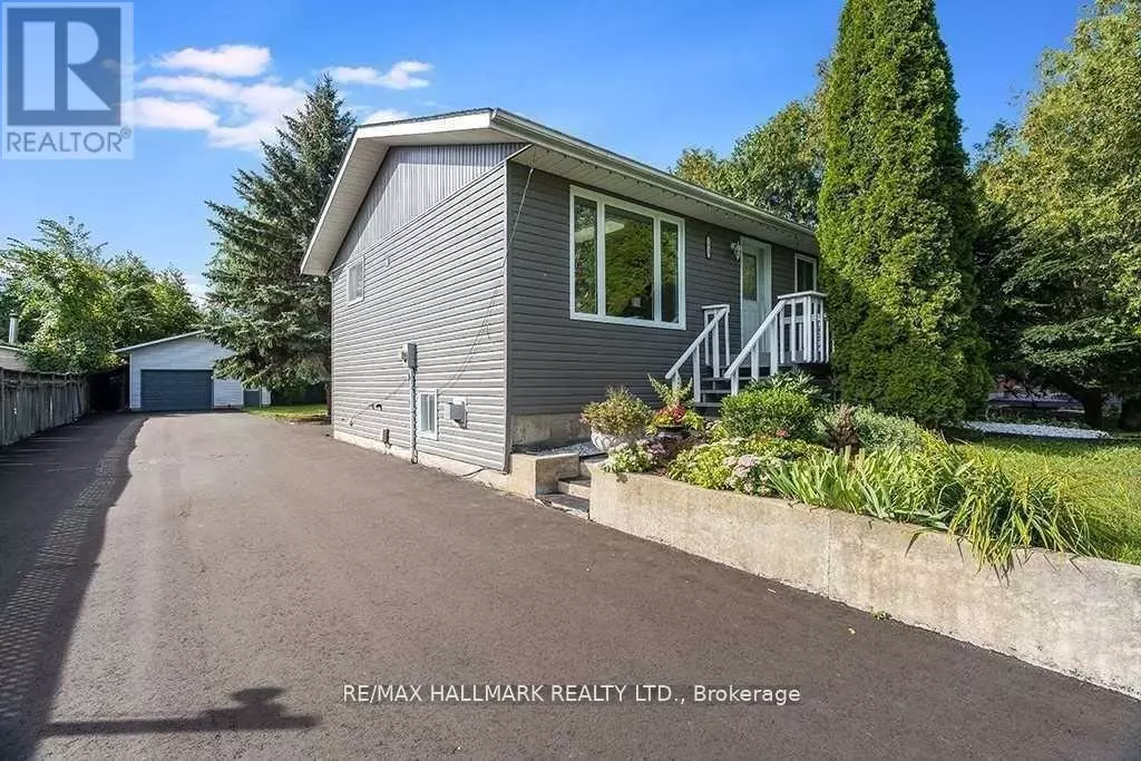 Innisfil (alcona), ON L9S2B7,1015 Lebanon DR #Main Fl