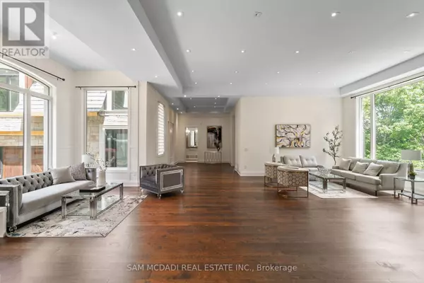 King, ON L3Y4V9,15 GLENVIEW HEIGHTS LANE