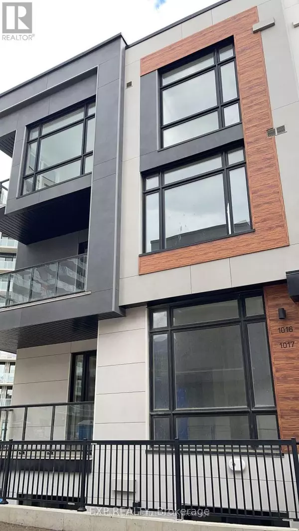 14 David Eyer RD #1017, Richmond Hill (bayview Hill), ON L4S0N1