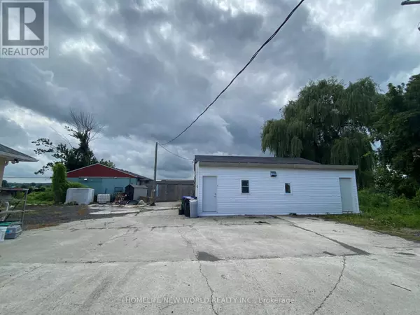 Bradford West Gwillimbury, ON L3Z4C5,671 CANAL ROAD