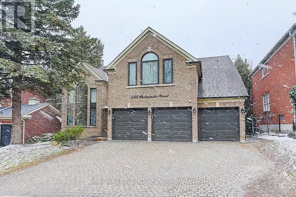 955 PORTMINSTER COURT, Newmarket (stonehaven-wyndham), ON L3X1L8