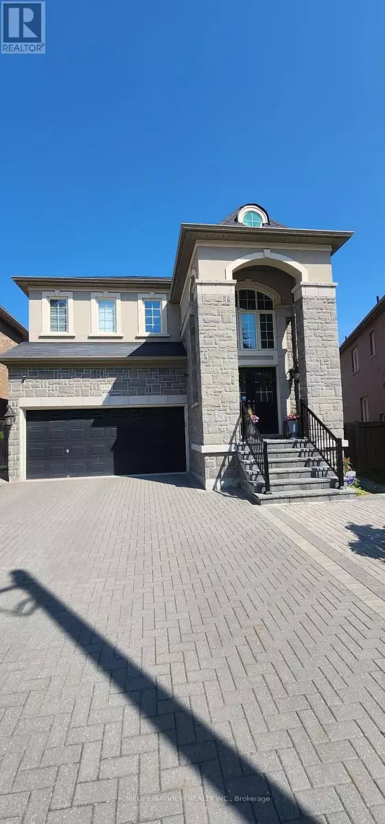 175 ART WEST AVENUE, Newmarket (woodland Hill), ON L3X0C2