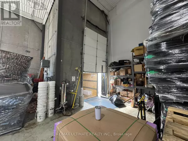 Vaughan (concord), ON L4K0B9,1033 Edgeley BLVD #3