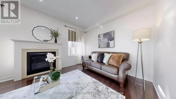 Vaughan (patterson), ON L6A0M8,186 ASCALON DRIVE