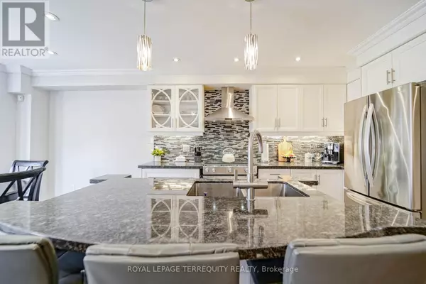 Vaughan (maple), ON L6A2N5,9 STONEBRIAR DRIVE