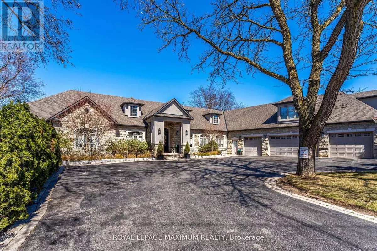 Vaughan (east Woodbridge), ON L4L2X1,14 PINE GROVE ROAD