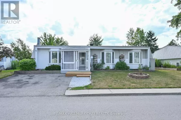 6 TERRA NOVA ARM, Innisfil, ON L9S1S1