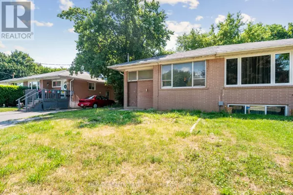 Newmarket (bristol-london), ON L3Y2X8,176 CHERRYWOOD DRIVE