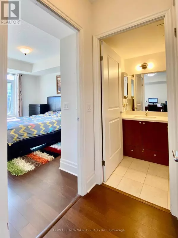 Markham (unionville), ON L6G0C8,111 Upper Duke CRES #901