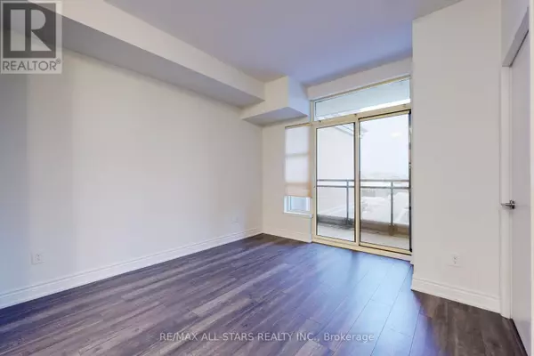 Markham (berczy), ON L6C0Y2,540 Bur Oak AVE #218