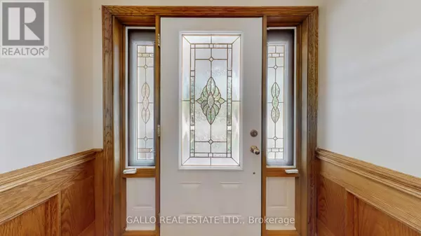 Whitchurch-stouffville, ON L4A7X3,5 THORNBAY DRIVE