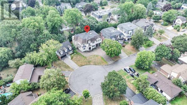 Markham (unionville), ON L3R2L4,7 TRUMPOUR COURT