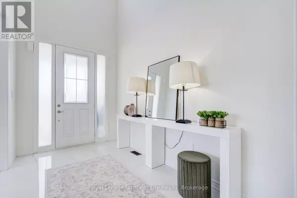 Georgina (keswick North), ON L4P0J9,259 DANNY WHEELER BOULEVARD