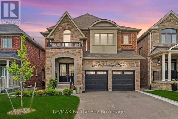 28 FREDERICK TAYLOR WAY, East Gwillimbury (mt Albert), ON L0G1M0