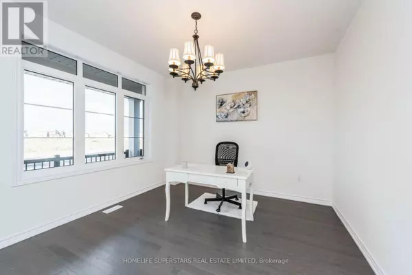 Innisfil (alcona), ON L9R0R3,1121 COLE STREET