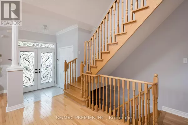 Vaughan (vellore Village), ON L4H2W6,48 BRADEN WAY