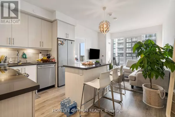 95 Oneida CRES #1704, Richmond Hill (langstaff), ON L4B0H5