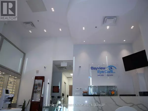 Richmond Hill (doncrest), ON L4B3V1,8763 Bayview AVE #123&125